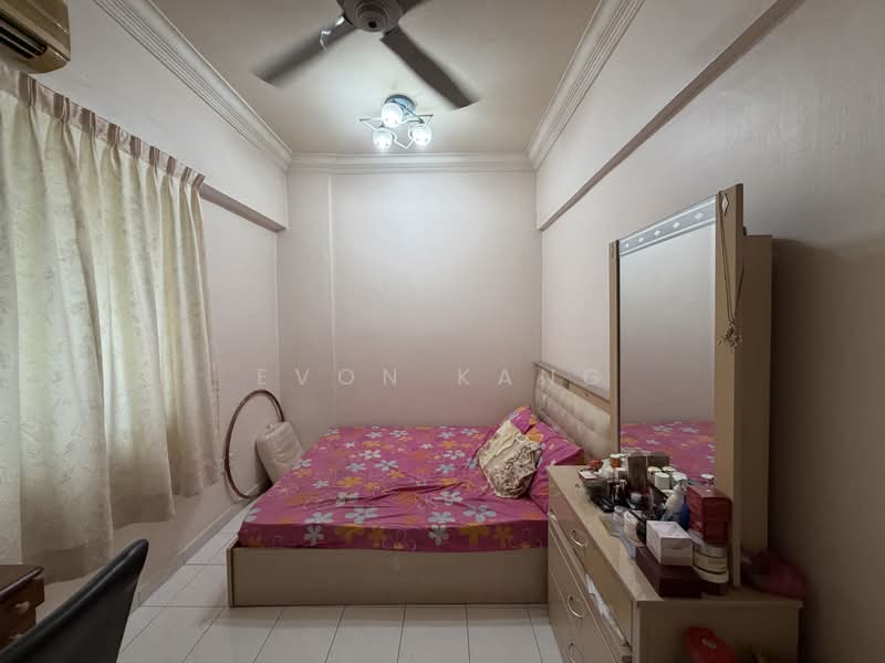 Pangsapuri untuk Dijual di Suria Mutiara - Evon Kang - Bedroom - PropertyGuru.com.my