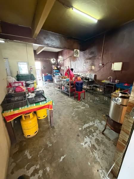 Shop for Sale in Taman Pancasila (Kulai) - Phang Elainne - Kitchen - PropertyGuru.com.my
