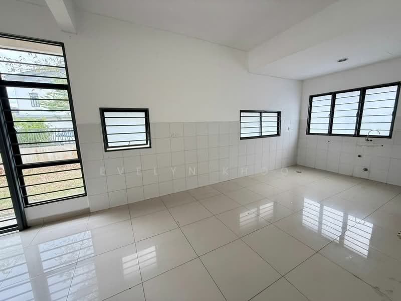 2-storey Terraced House for Sale in M Residence (Rawang) - Evelyn Khoo - Kitchen - PropertyGuru.com.my