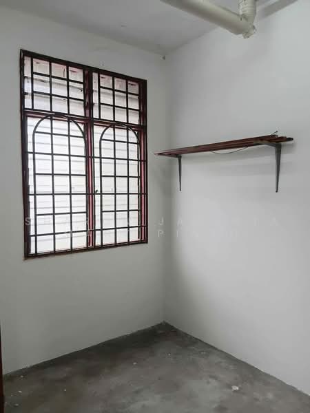 Tanah Kediaman untuk Dijual di Taman Seremban Jaya (Rantau) - Sharon Jacinta Mary Pinto - Interior - PropertyGuru.com.my