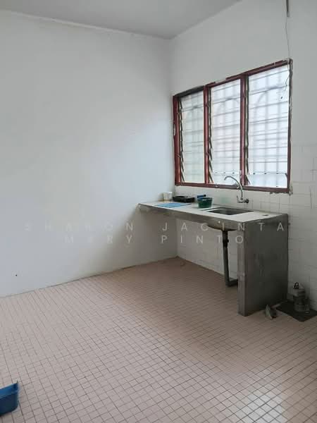 Tanah Kediaman untuk Dijual di Taman Seremban Jaya (Rantau) - Sharon Jacinta Mary Pinto - Kitchen - PropertyGuru.com.my