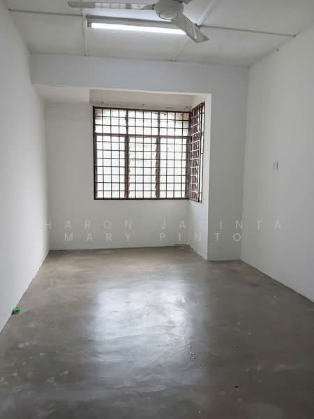 Tanah Kediaman untuk Dijual di Taman Seremban Jaya (Rantau) - Sharon Jacinta Mary Pinto - Interior - PropertyGuru.com.my
