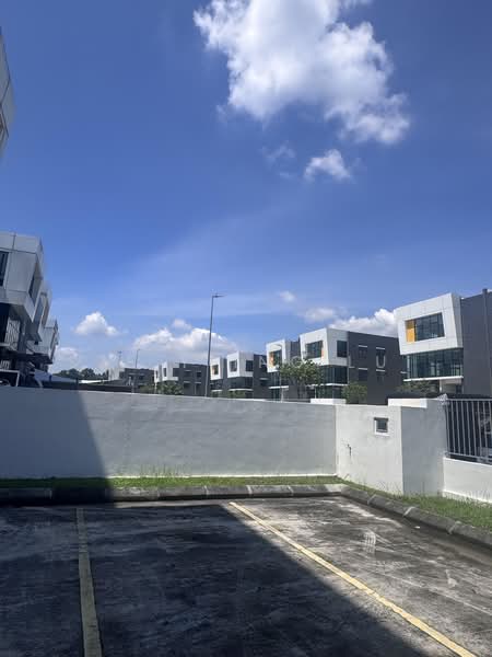 Semi-D Factory for Sale in Taman perindustrian UB (Rawang) - Sze Yiing Lui - PropertyGuru.com.my