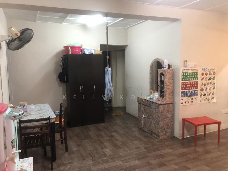 Apartment for Sale at Taman Miharja Apartment (LRT Miharja) - Kelly Kong - Living Room - PropertyGuru.com.my
