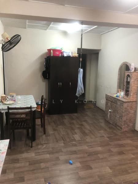 Apartment for Sale at Taman Miharja Apartment (LRT Miharja) - Kelly Kong - Dining Room - PropertyGuru.com.my