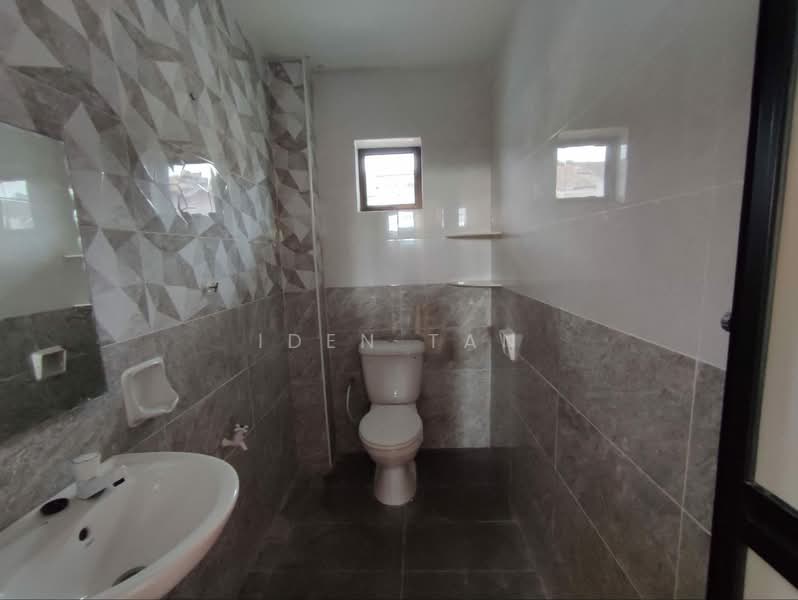 Rumah Teres 2-Tingkat untuk Dijual di Taman Muhibbah (Kulai) - Iden Tan - PropertyGuru.com.my