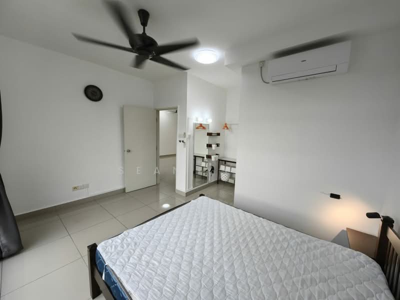 Kediaman Servis untuk Dijual di D'Putra Suites - Sean Yeoh - Bedroom - PropertyGuru.com.my