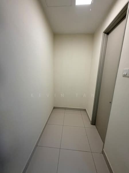 2-storey Terraced House for Sale in Lakeside Residences (Puchong) - Kevin Tan - Corridor - PropertyGuru.com.my