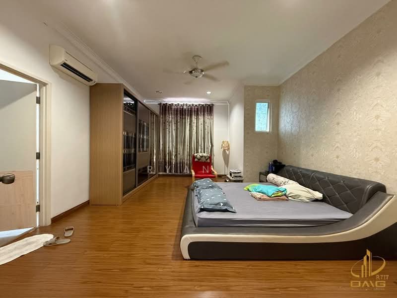 3-storey Terraced House for Rent in Shah Alam (Selangor) - Ryan . - Bedroom - PropertyGuru.com.my