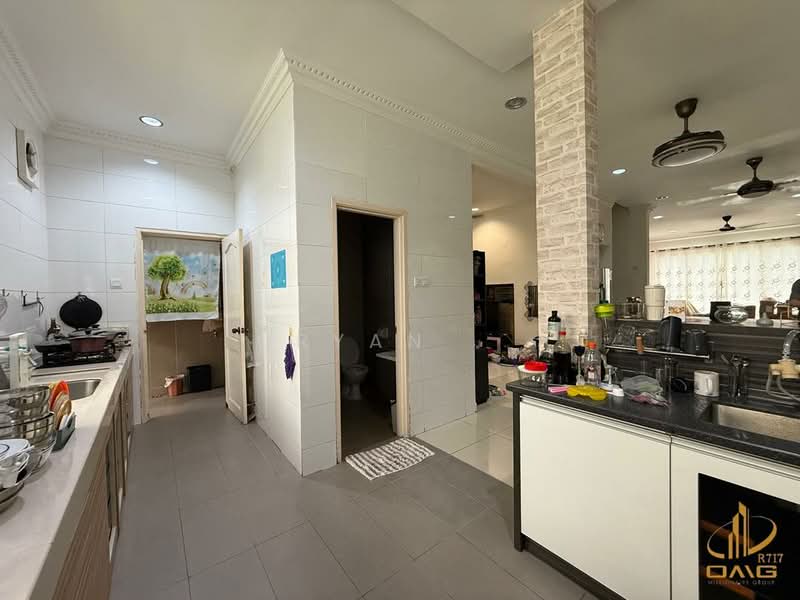 3-storey Terraced House for Rent in Shah Alam (Selangor) - Ryan . - Kitchen - PropertyGuru.com.my