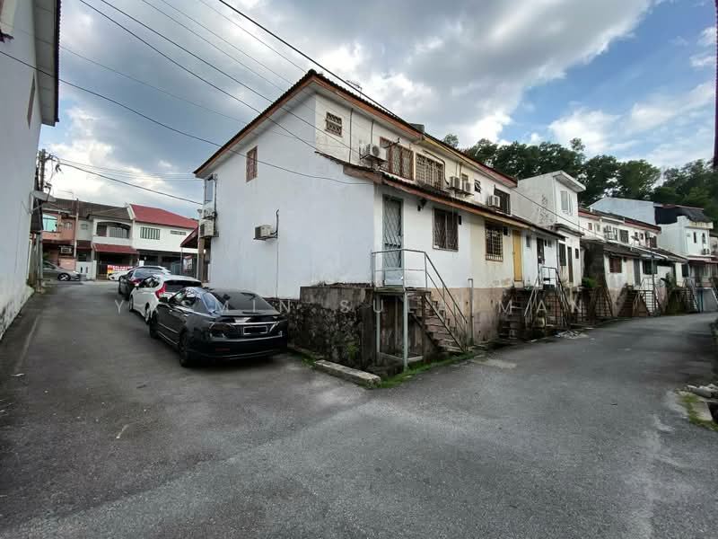 Rumah Teres 2-Tingkat untuk Dijual di Taman Sri Gombak (Gombak) - Yasmin Sulaiman - Exterior - PropertyGuru.com.my