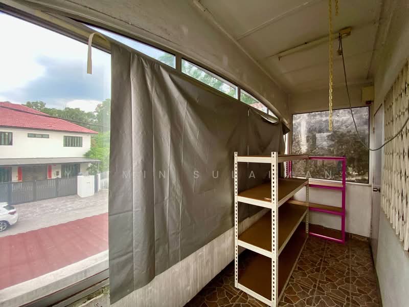 Rumah Teres 2-Tingkat untuk Dijual di Taman Sri Gombak (Gombak) - Yasmin Sulaiman - Balcony - PropertyGuru.com.my