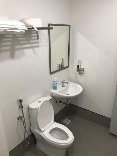 Service Residence for Sale at Seasons Amara Larkin - Healer Lau - Bathroom - PropertyGuru.com.my