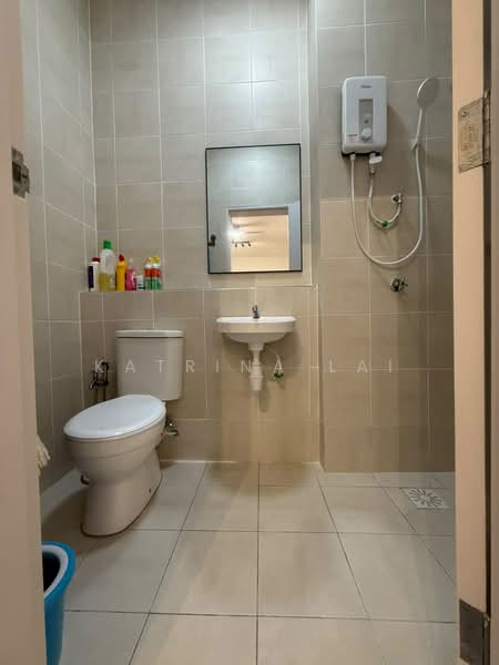 Kondominium untuk Disewa di Residensi Begonia - Katrina Lai - Bathroom - PropertyGuru.com.my