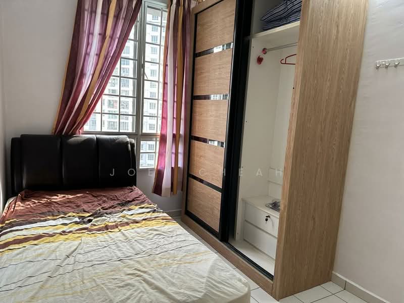Kondominium untuk Dijual di Putra Place Condominium - Joey Cheah - Bedroom - PropertyGuru.com.my