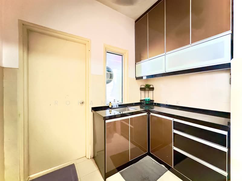 Kondominium untuk Dijual di Kristal Heights - Rohana Ishak - PropertyGuru.com.my