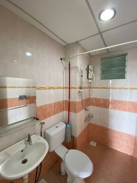 Apartment for Sale at Prima Tiara II - Kim Meng Lew - Bathroom - PropertyGuru.com.my