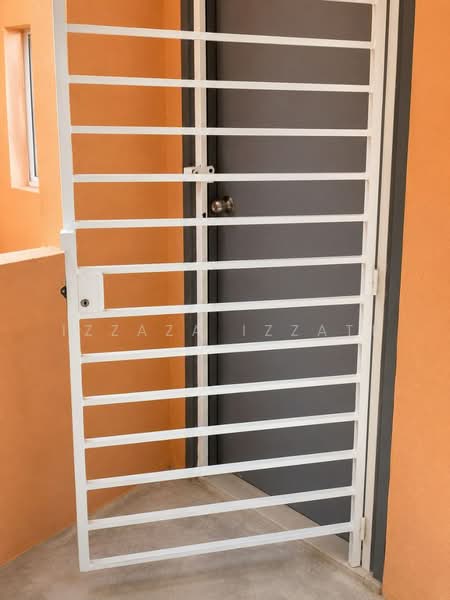 Pangsapuri untuk Dijual di Apartment Seroja - Izzaza Izzati - Exterior - PropertyGuru.com.my