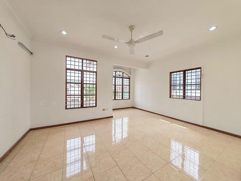 Semi-Detached House for Rent in Seri Kembangan (Selangor) - Chow Kok Toong - Living Room - PropertyGuru.com.my