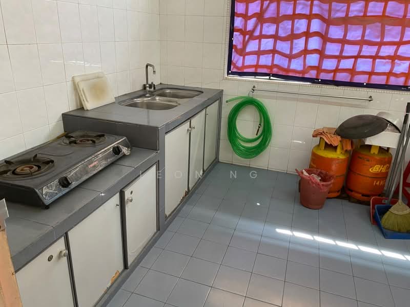 2-storey Terraced House for Rent in Taman Tasek (Johor Bahru) - Leon Ng - Kitchen - PropertyGuru.com.my
