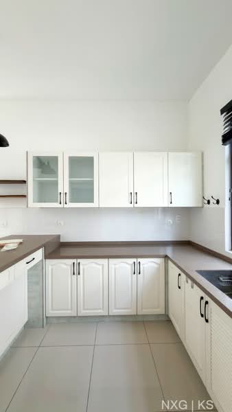 2-storey Terraced House for Rent in Puncak Alam (Selangor) - Kings Soe - Kitchen - PropertyGuru.com.my