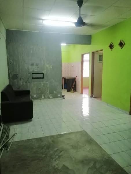Flat for Rent at Taman Sri Indah - Abby Woo - Living Room - PropertyGuru.com.my