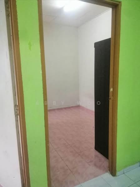 Flat for Rent at Taman Sri Indah - Abby Woo - Interior - PropertyGuru.com.my