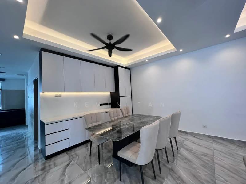 2-storey Terraced House for Sale in Lakeside Residences (Puchong) - Kevin Tan - Dining Room - PropertyGuru.com.my