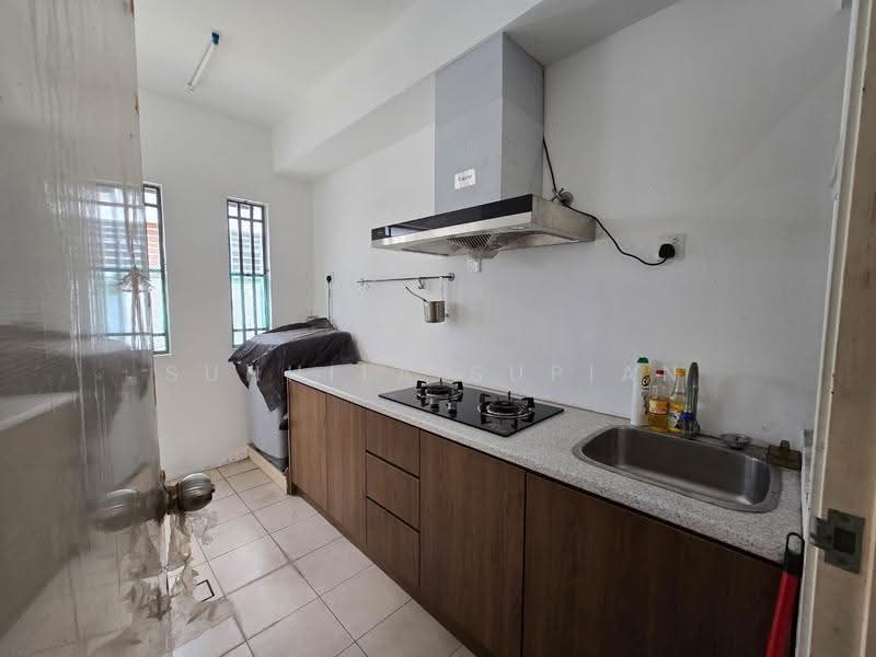 2-storey Terraced House for Sale in Rawang (Selangor) - Suhhila Supian - Kitchen - PropertyGuru.com.my