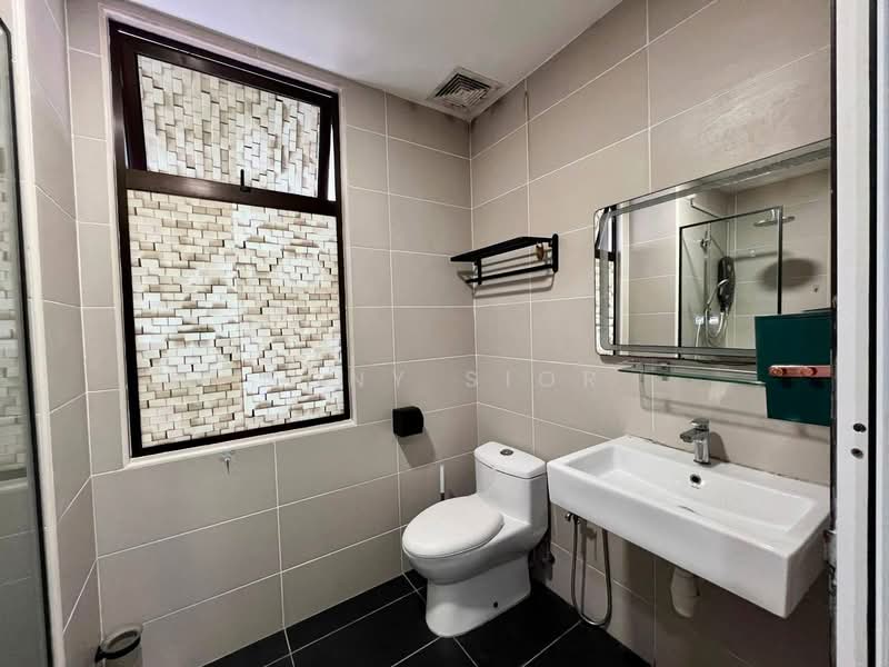 Service Residence for Rent at Wave @ Marina Cove - Suny Sior - Bathroom - PropertyGuru.com.my