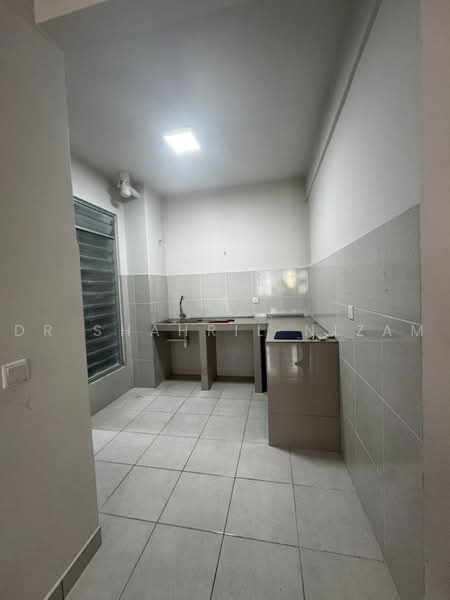 Pangsapuri untuk Dijual di Harmoni 1 - Dr Shahril Nizam - Kitchen - PropertyGuru.com.my