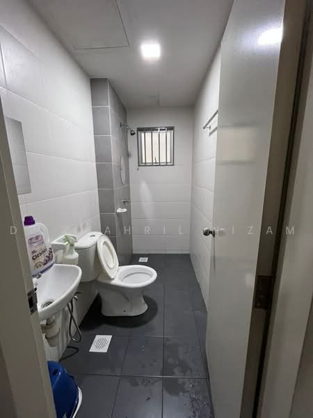 Pangsapuri untuk Dijual di Harmoni 1 - Dr Shahril Nizam - Bathroom - PropertyGuru.com.my