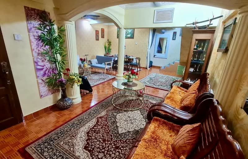 2-storey Terraced House for Sale in Taman Mawar (Pasir Gudang) - ALHAFIZ AZIS - Living Room - PropertyGuru.com.my