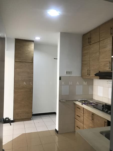 Pangsapuri untuk Disewa di Rhythm Avenue - Alice Kham - Kitchen - PropertyGuru.com.my