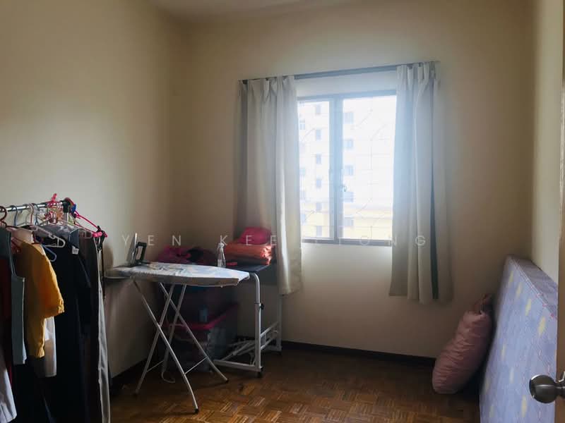 Apartment for Sale at Pangsapuri Saraka - YEN KEE LIONG - Bedroom - PropertyGuru.com.my