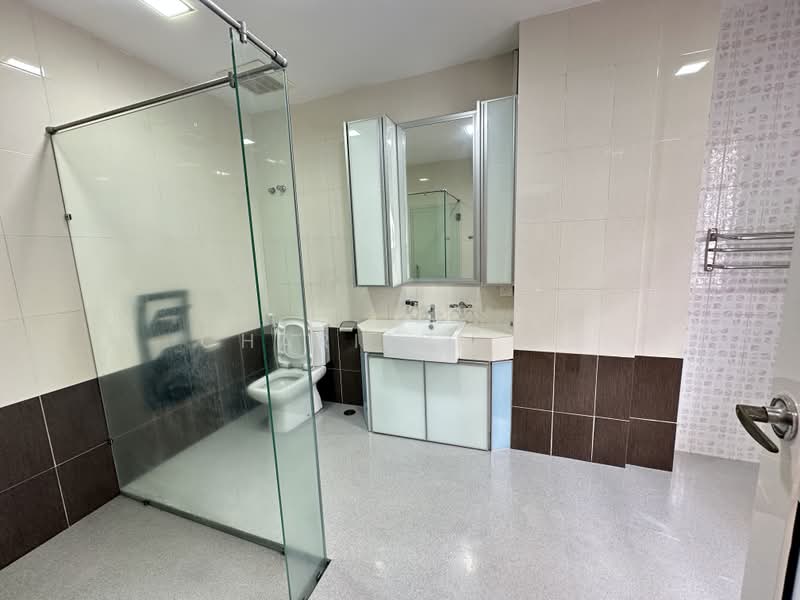 Semi-Detached House for Sale in Batu 9 (Cheras) - Charisse Ng - Bathroom - PropertyGuru.com.my