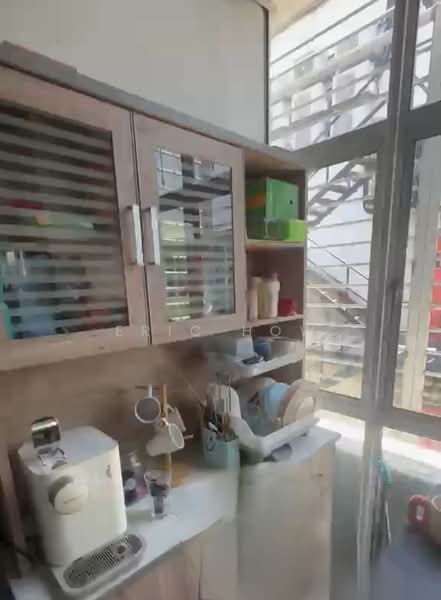 Shop / Office untuk Disewa di BANDAR PUCHONG JAYA (Puchong) - Eric How - Kitchen - PropertyGuru.com.my