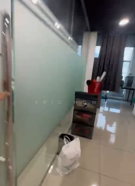 Shop / Office untuk Disewa di BANDAR PUCHONG JAYA (Puchong) - Eric How - Corridor - PropertyGuru.com.my