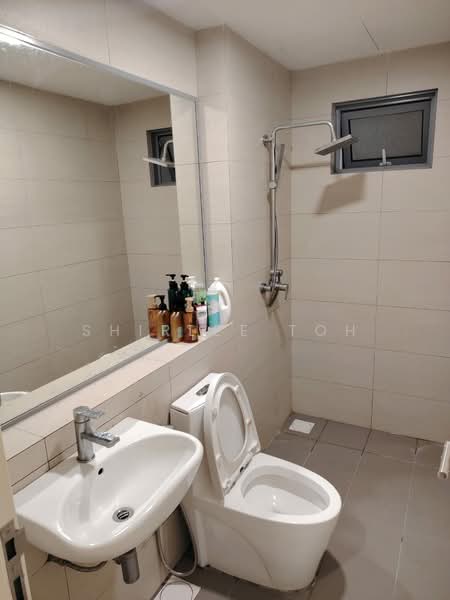 Kondominium untuk Disewa di Lakefront Residence - Shirlee Toh - Bathroom - PropertyGuru.com.my