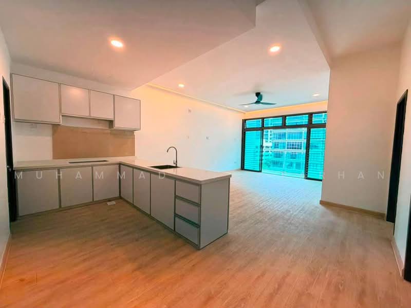 Service Residence for Sale at Palazio - MUHAMMAD AFIQ FARHAN - Kitchen - PropertyGuru.com.my