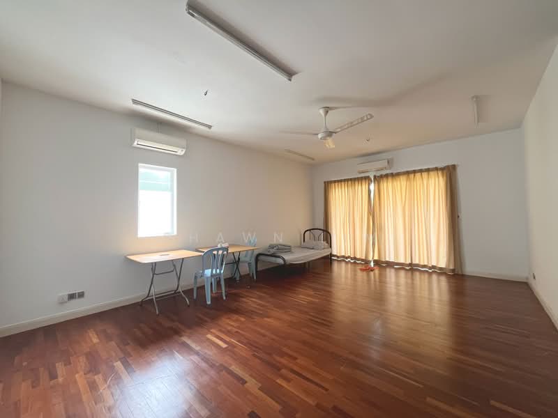 Rumah Teres 3-Tingkat untuk Dijual di Taman Taming Indah 2 (Bandar Sungai Long) - Shawn Lim - Bedroom - PropertyGuru.com.my