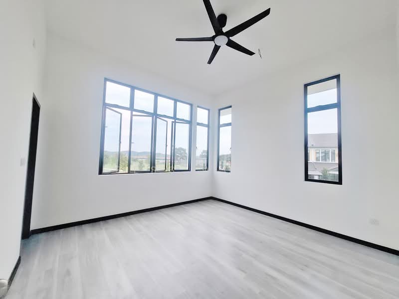 Rumah Teres 2-Tingkat untuk Dijual di Bandar Tiram (Ulu Tiram) - Bess Wong - PropertyGuru.com.my