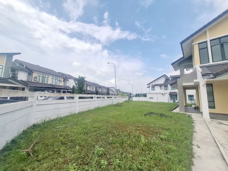 Rumah Teres 2-Tingkat untuk Dijual di Bandar Tiram (Ulu Tiram) - Bess Wong - PropertyGuru.com.my