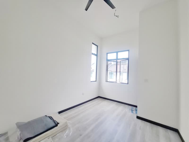 Rumah Teres 2-Tingkat untuk Dijual di Bandar Tiram (Ulu Tiram) - Bess Wong - PropertyGuru.com.my