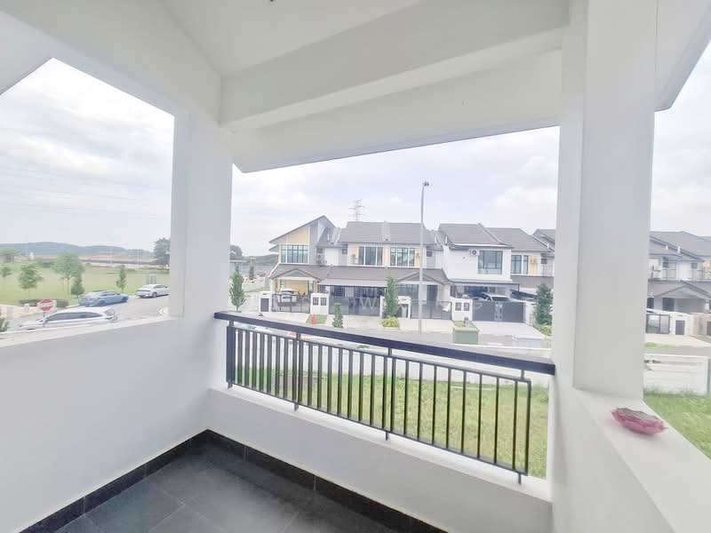 Rumah Teres 2-Tingkat untuk Dijual di Bandar Tiram (Ulu Tiram) - Bess Wong - PropertyGuru.com.my