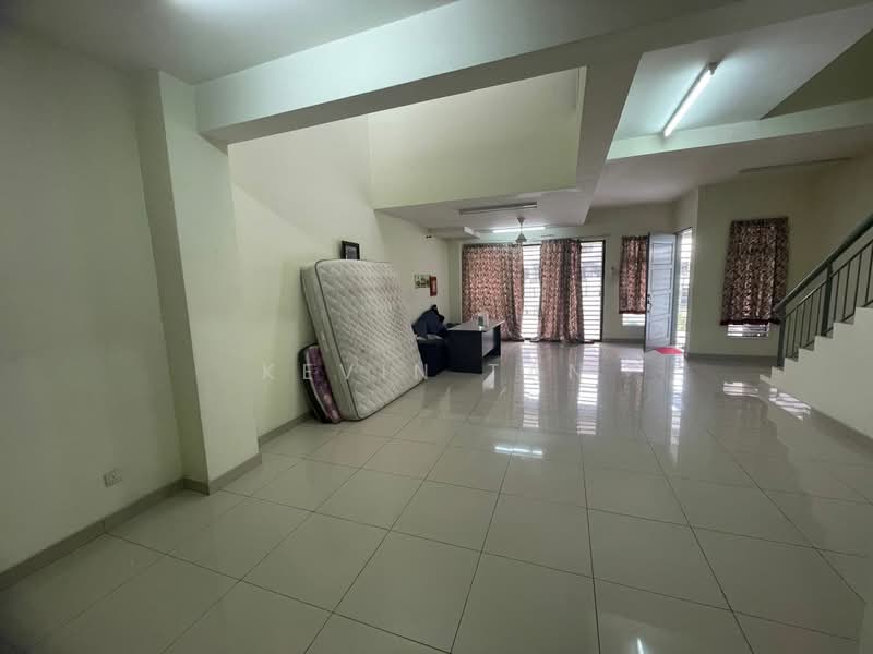 2-storey Terraced House for Sale in Lakeside Residences (Puchong) - Kevin Tan - Living Room - PropertyGuru.com.my