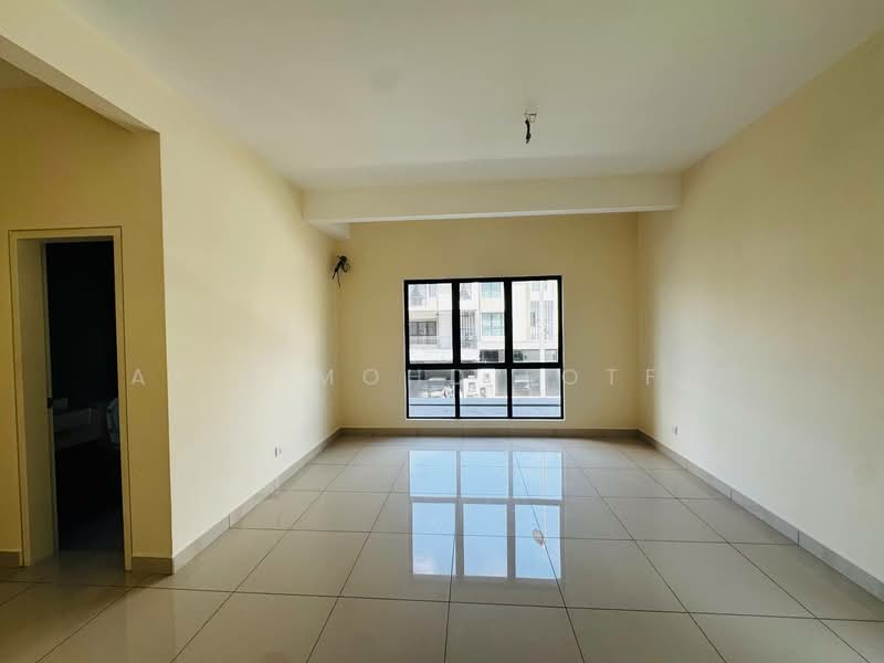 Rumah Teres 3 Tingkat untuk Dijual di Ukay Bistari (Ulu Kelang) - Atie Mohd Lotfie - Living Room - PropertyGuru.com.my