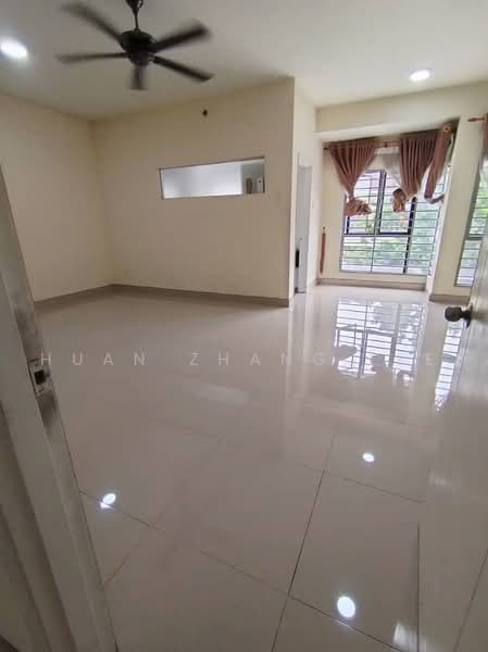 2.5-storey Terraced House for Sale in Petaling Jaya (Selangor) - Huan Zhang Lee - Living Room - PropertyGuru.com.my