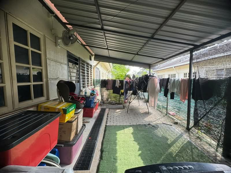 Rumah Teres 1-Tingkat untuk Dijual di Seksyen 30 (Shah Alam) - Izzah Alias - Exterior - PropertyGuru.com.my