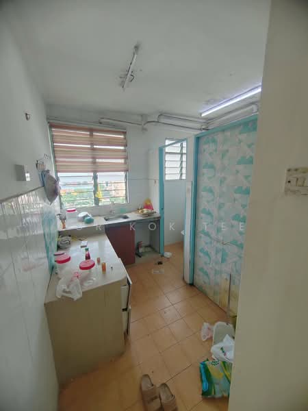 Flat for Rent at Desa Mentari PJS 2 - Kor Kok Tee - Kitchen - PropertyGuru.com.my